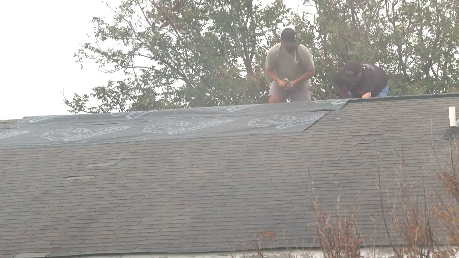 Lightning strike damages west-side home during heavy rain | kens5.com
