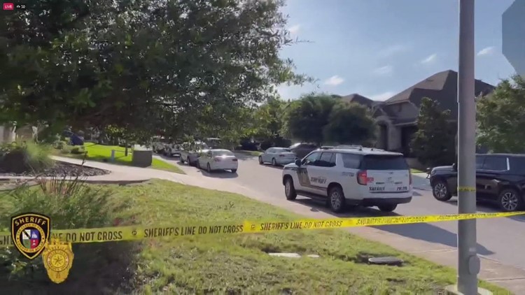 Deputy shoots and kills man who attacked him with a knife, BCSO says