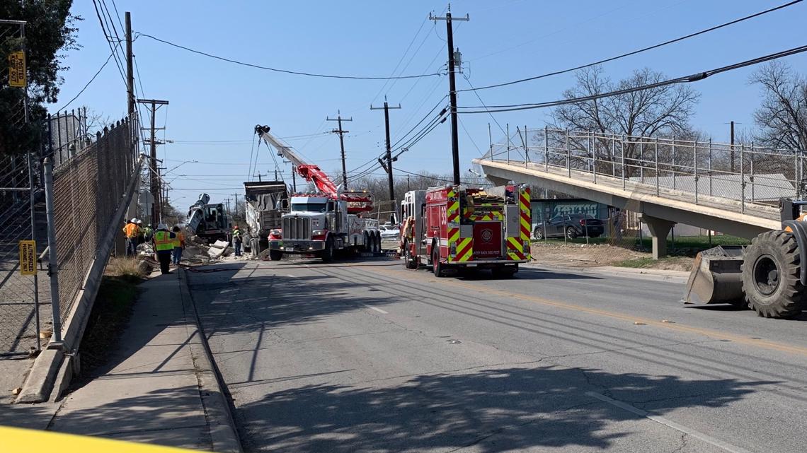 Dump truck hits pedestrian bridge on Castroville Road - Vimarsana News