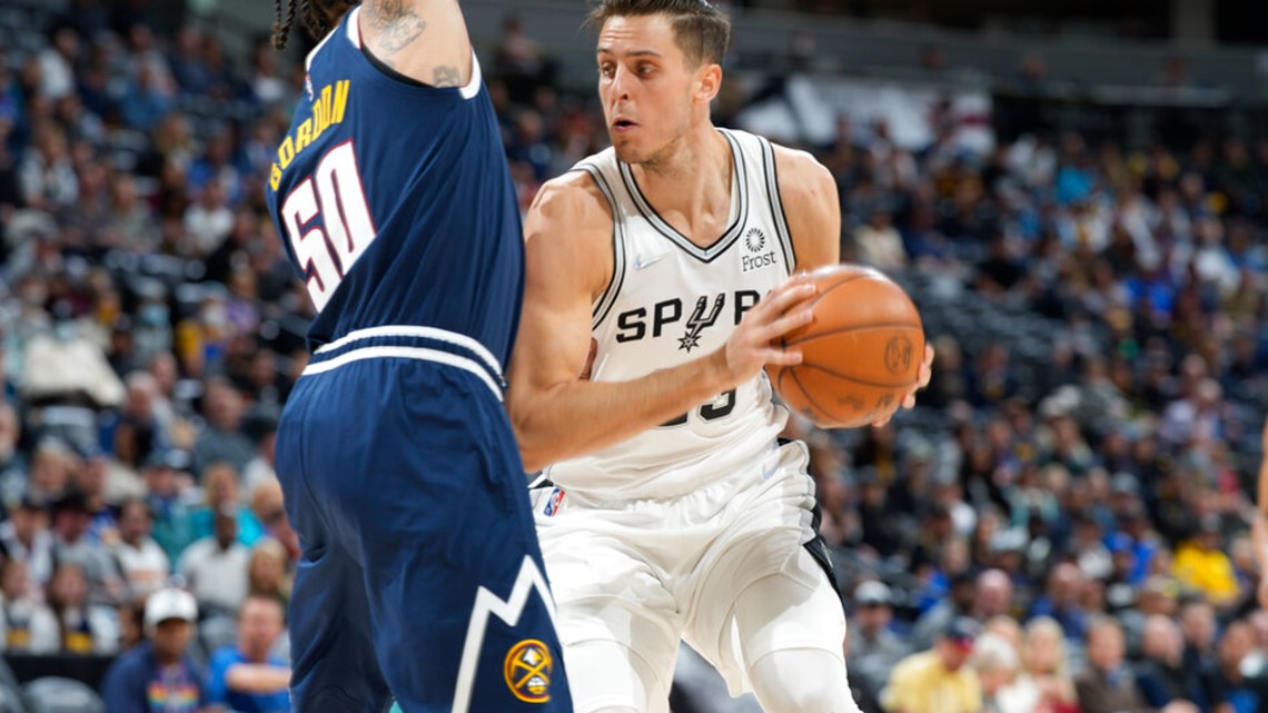 AUSTIN, TX - APRIL 06: San Antonio Spurs forward Zach Collins (23