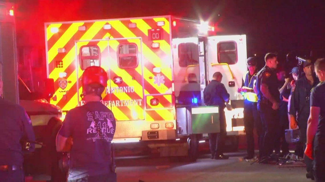 Two people dead in separate crashes within an hour of each other