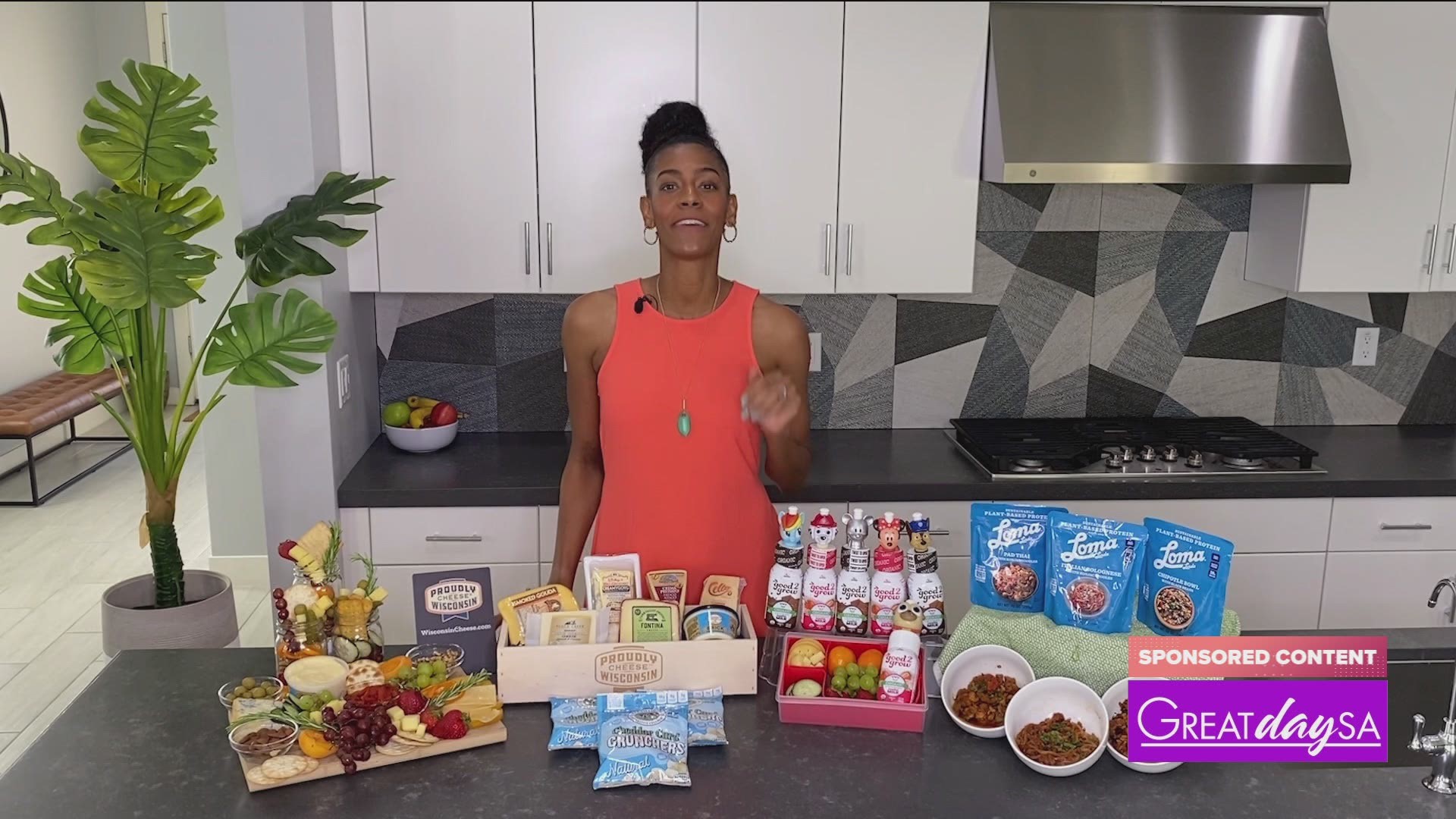 Registered dietitian, Brianna Butler is helping us enjoy all our favorite dairy treats the right way with her expert tips.