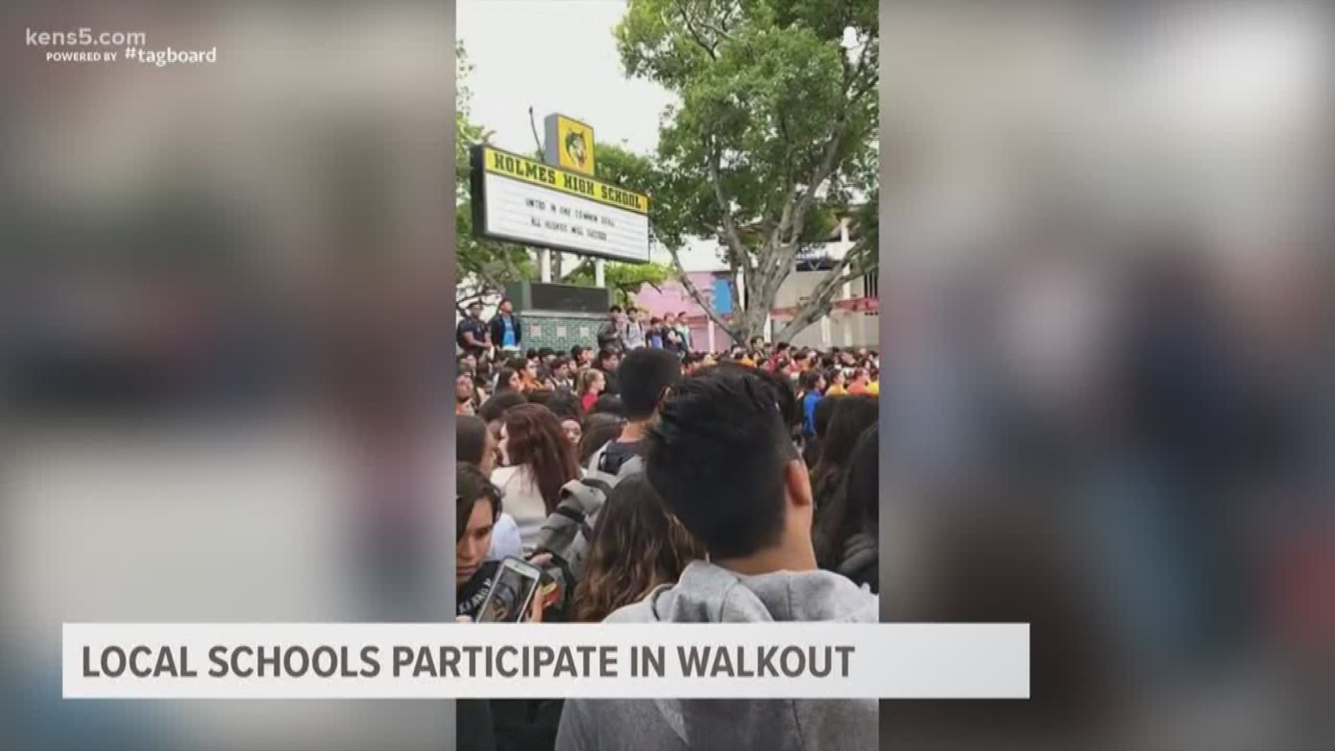San Antonio students walk out of class to protest gun violence (KENS 5 Eyewitness News @ Noon - April 20, 2018)