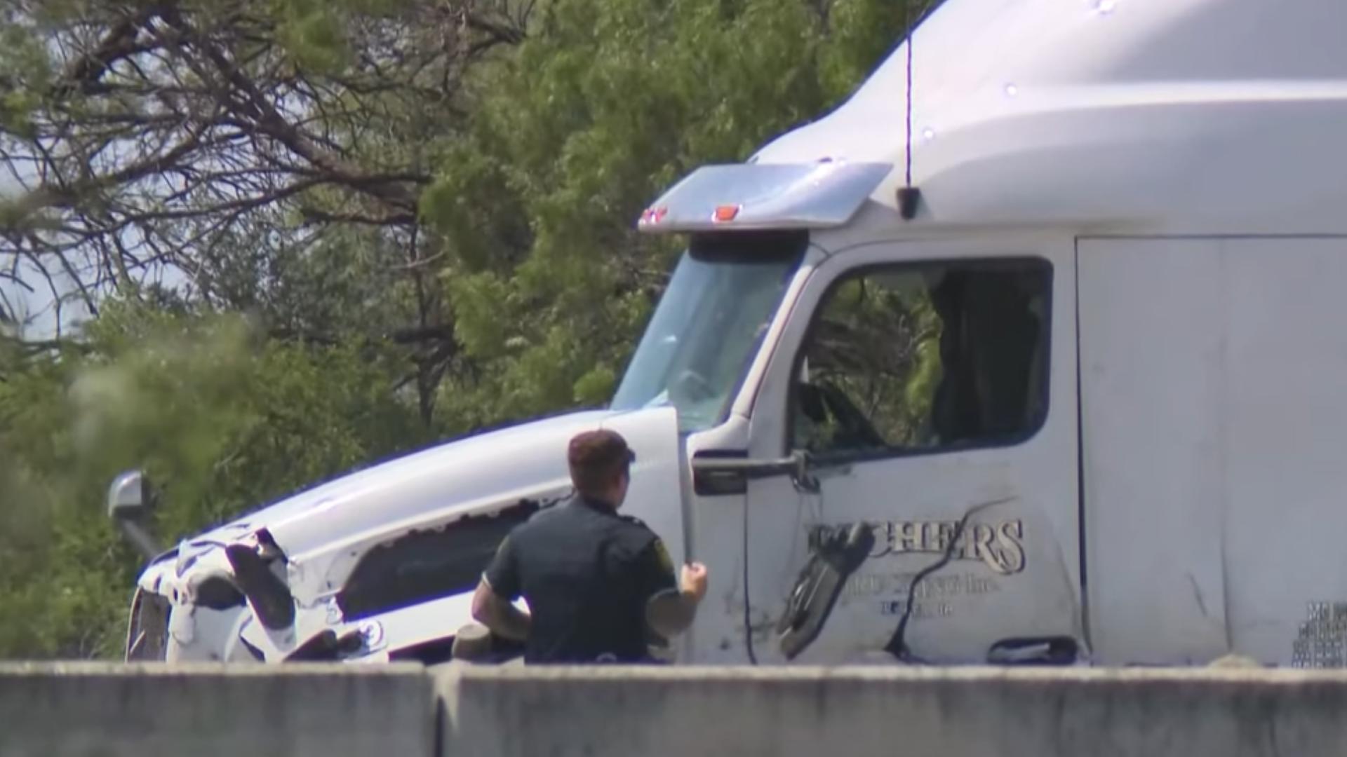 4 dead, several hurt after stolen car crashes into bus on San Antonio ...