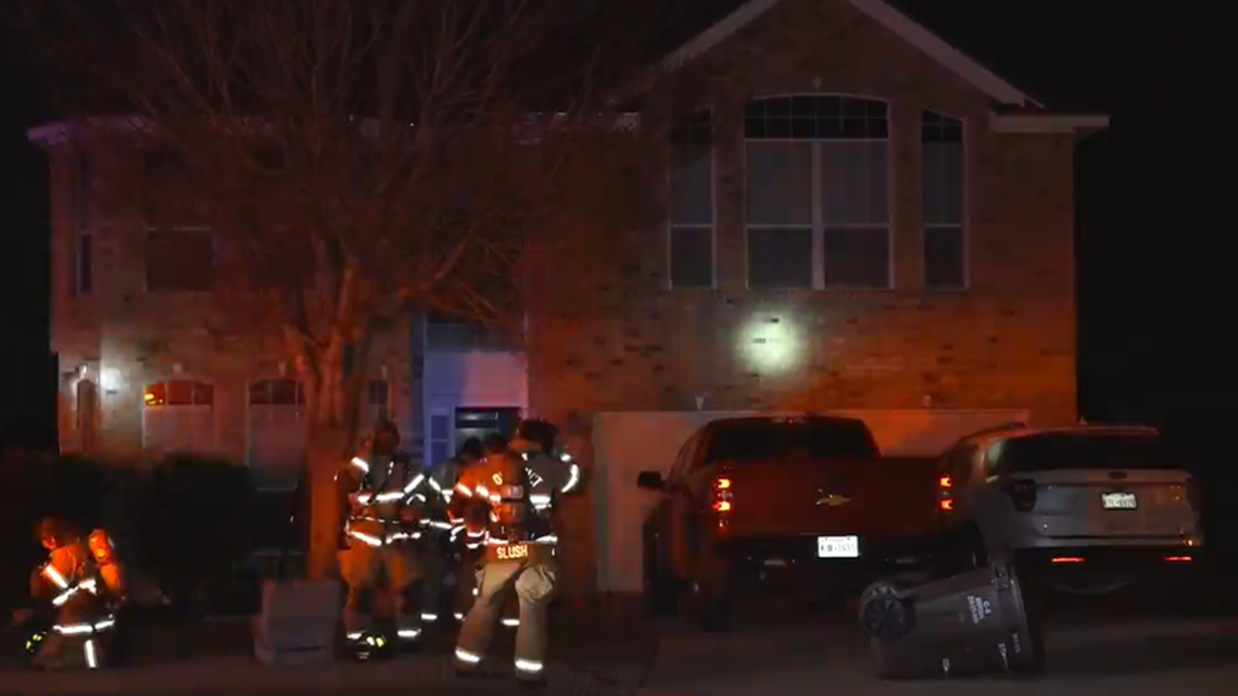 Dog wakes up family, saving them after house catches fire - Vimarsana News