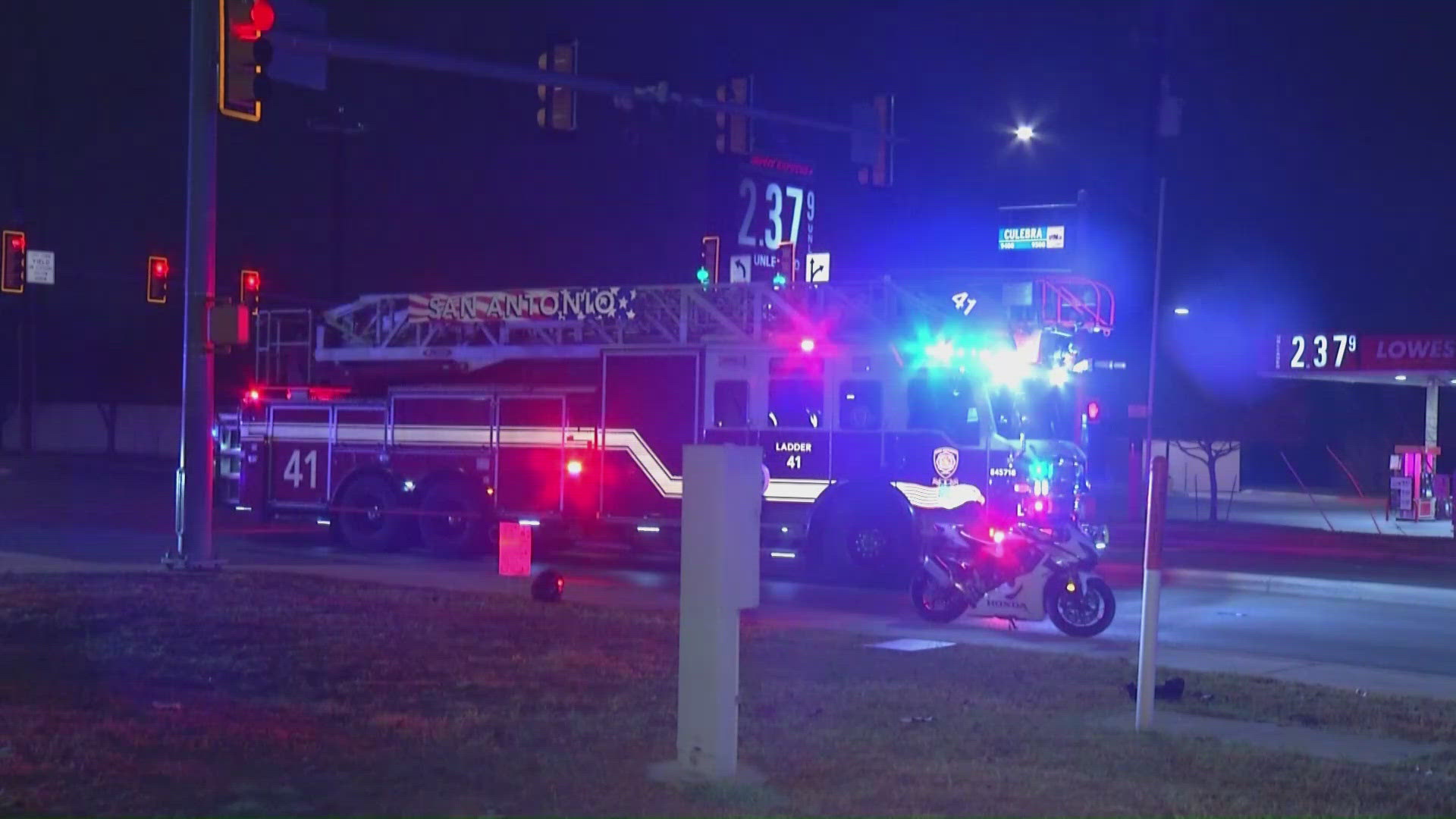 Woman killed in motorcycle crash on northwest side, police say | kens5.com