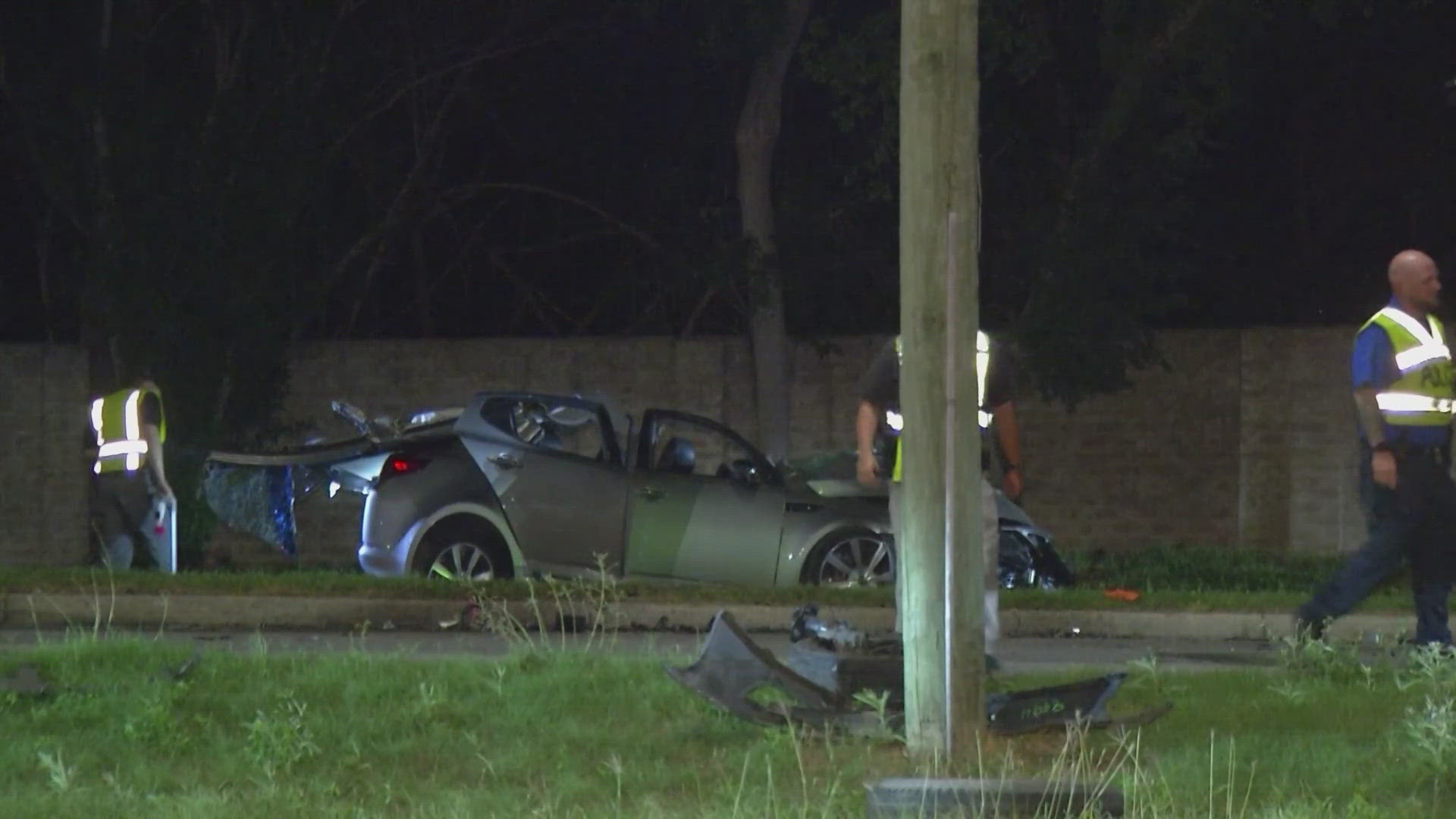 The mother had her two kids in the car with her when the accident happened. 