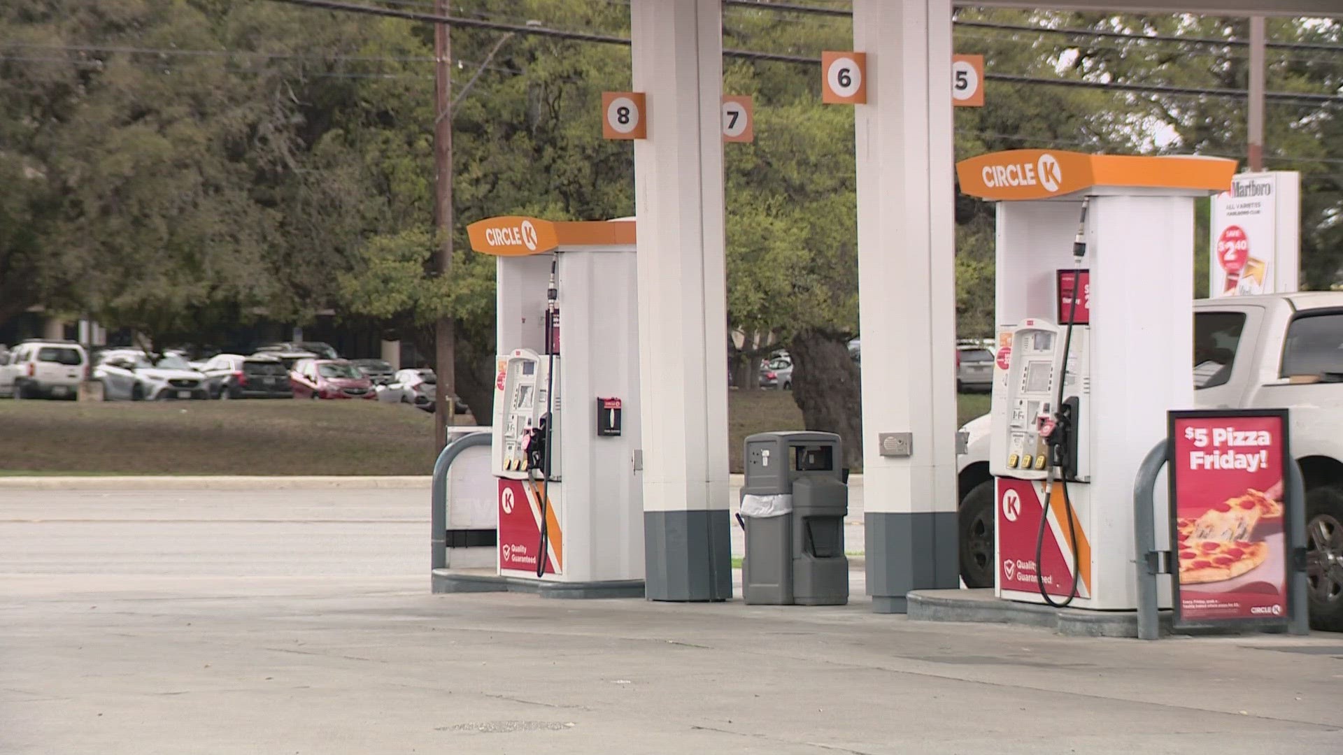 The convenience store chain also has rolled out a 50% discount on hot food until 4 p.m.