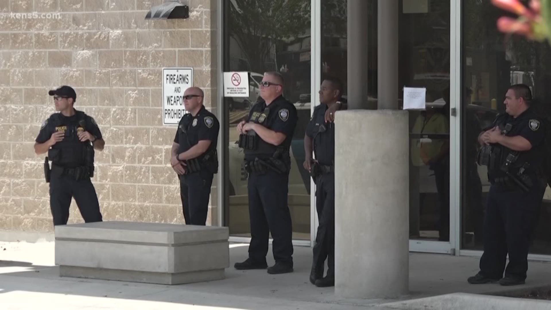 Occupy ICE protesters who've been stationed outside the San Antonio ICE offices for three weeks. Eyewitness news reporter Roxie Bustamante join us tonight in the studio. Did these protesters have the legal right to be on the property?