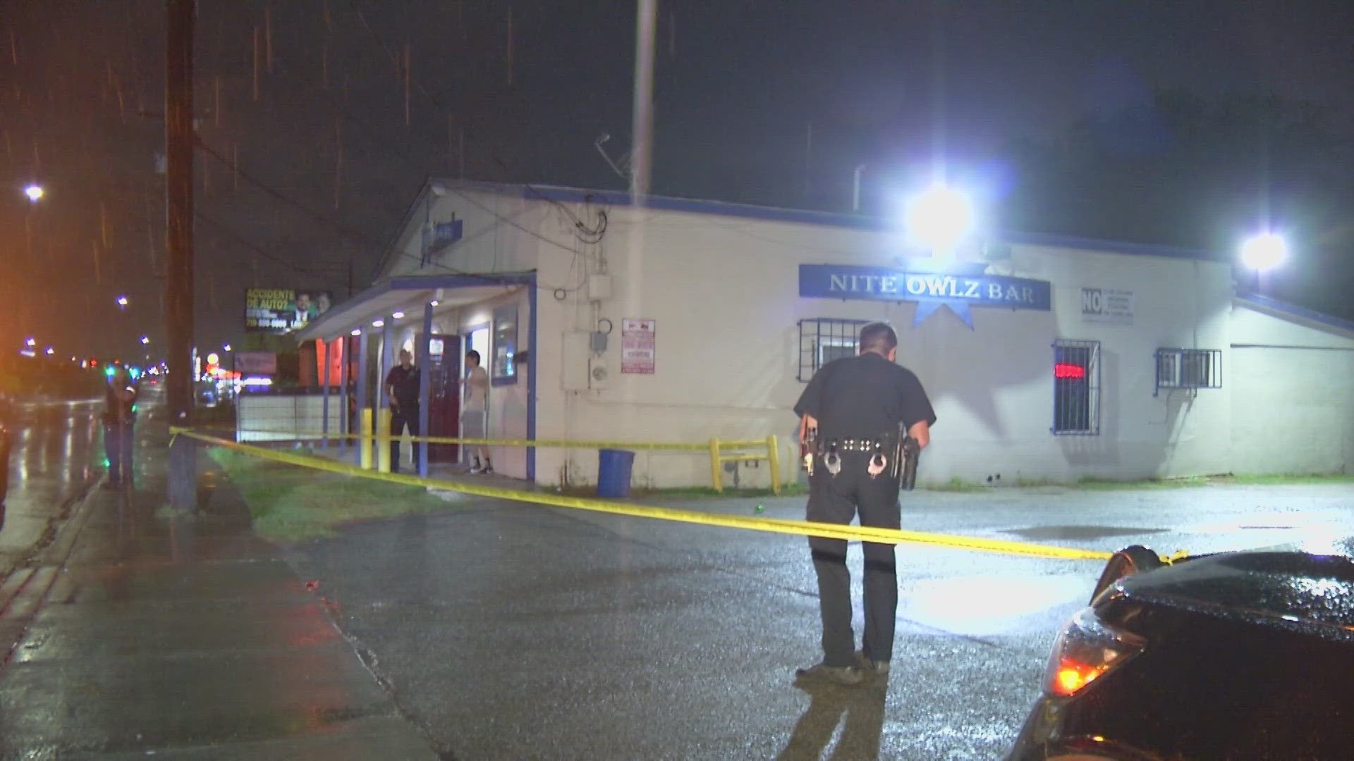 Man arrested for shooting ex-girlfriend at San Antonio bar, documents ...
