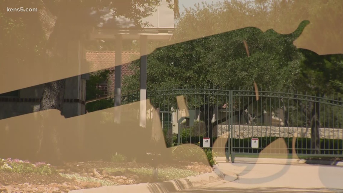 Shavano Park police searching for two suspects wanted in connection to violent home invasion - Vimarsana News