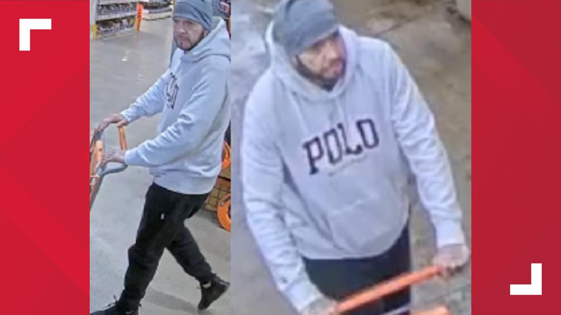 Police searching for suspects after armed robbery at pawn shop in ...