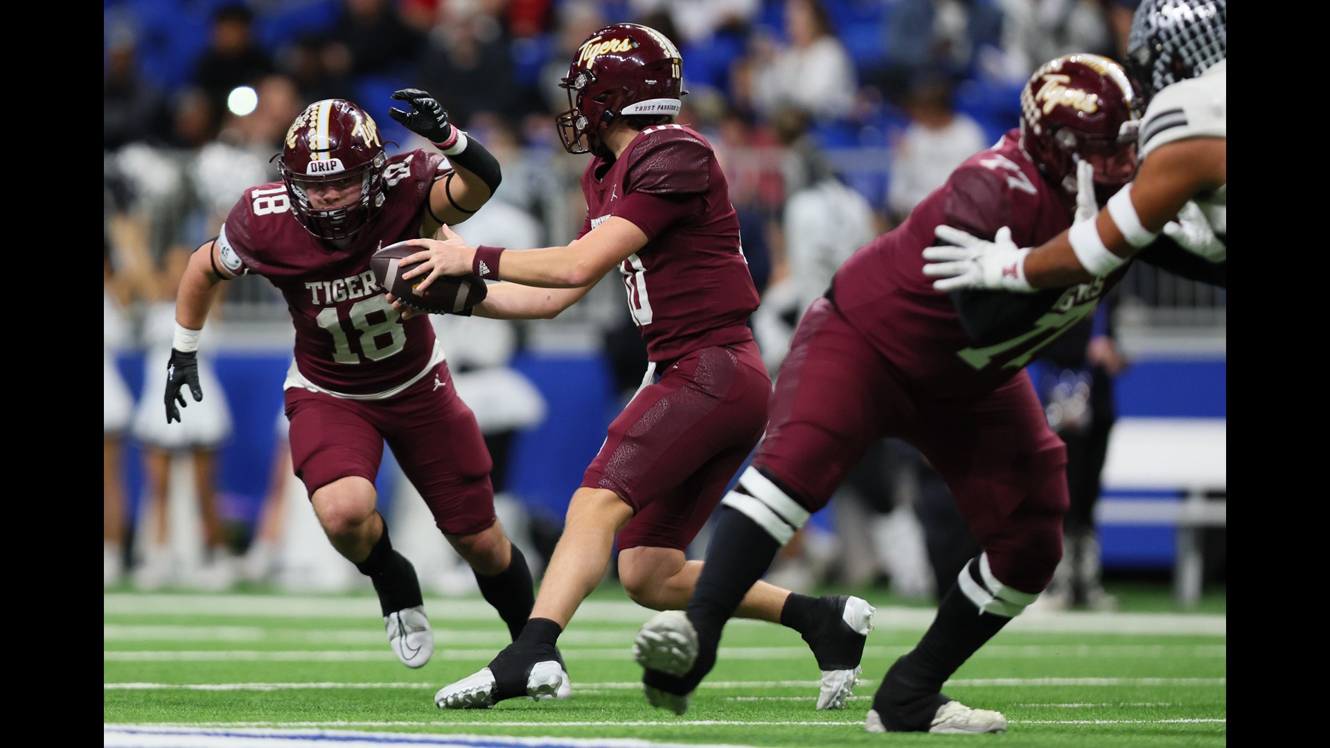Texas football scores High school playoff highlights