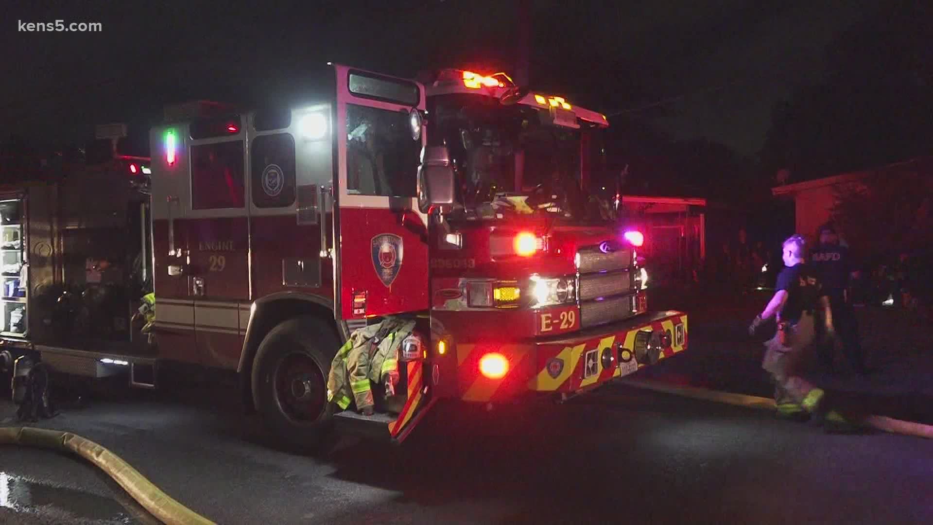 Safd Pregnant Woman Breaks Window To Escape House Fire