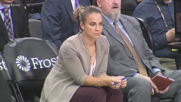 Spurs' Hammon headlines finalists for Women's Basketball Hall of Fame Class of 2022