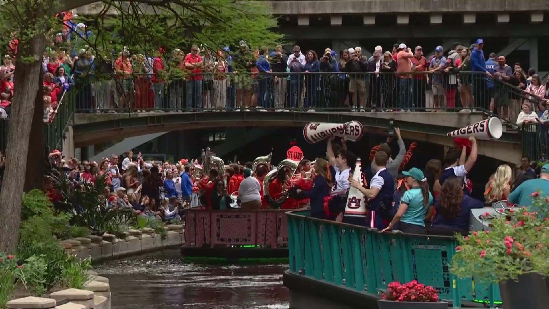 Fans lined for the River Walk for the Final Four.