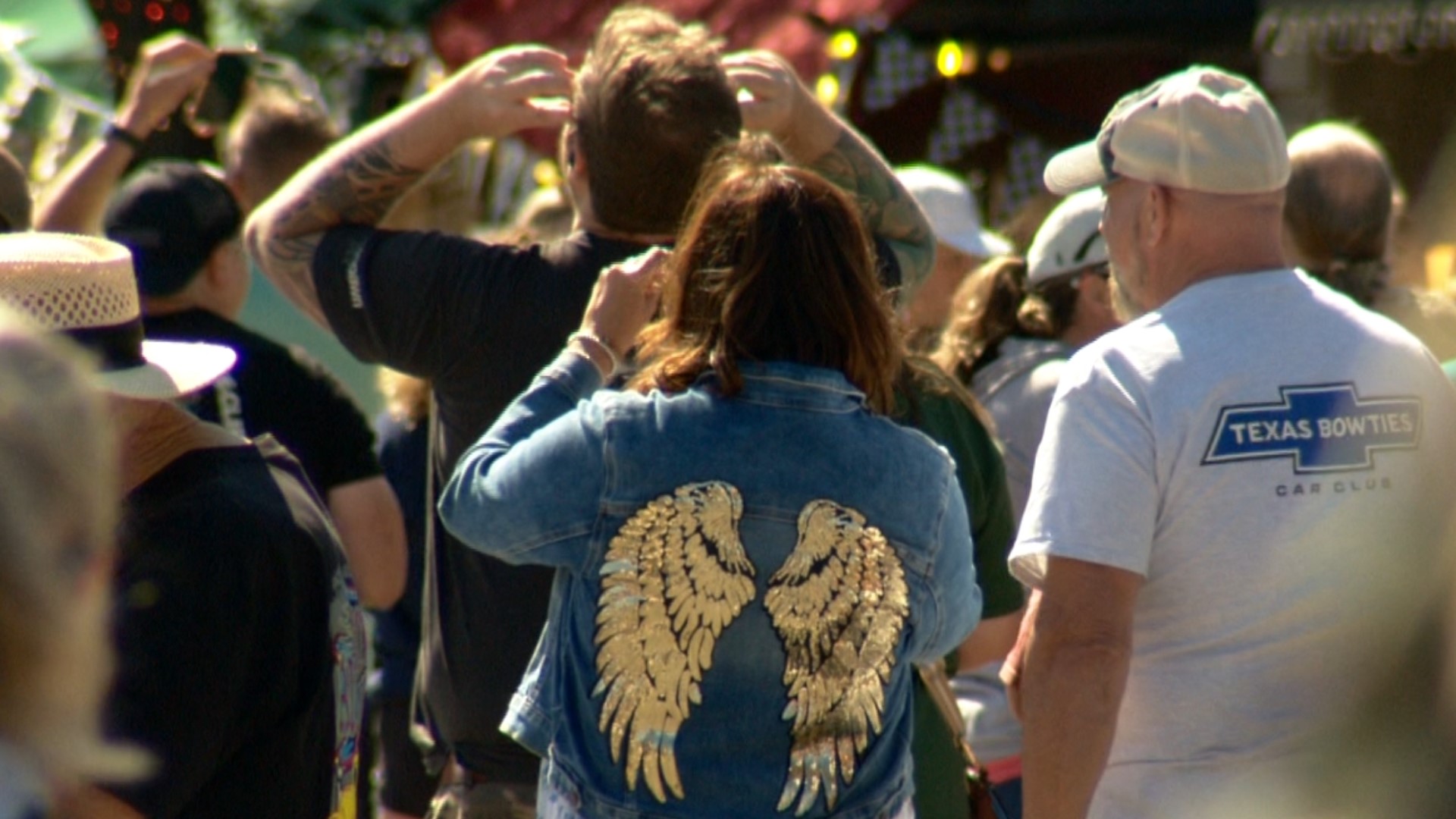 Out of towners and fellow Texans traveled to Boerne to get a glimpse of the annular eclipse.