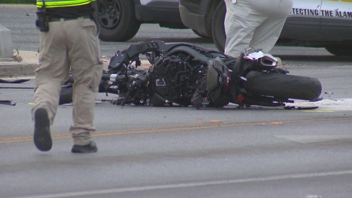 Officials identify SA motorcyclist killed in crash on south side