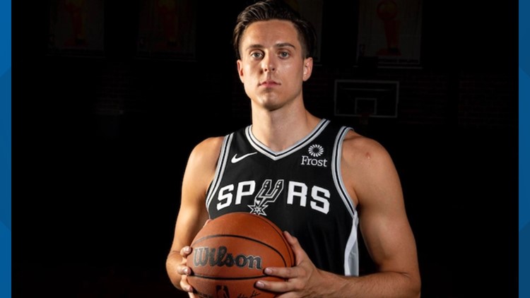 Spurs' McDermott eager step on the court with Zach Collins and may seek his fashion tips