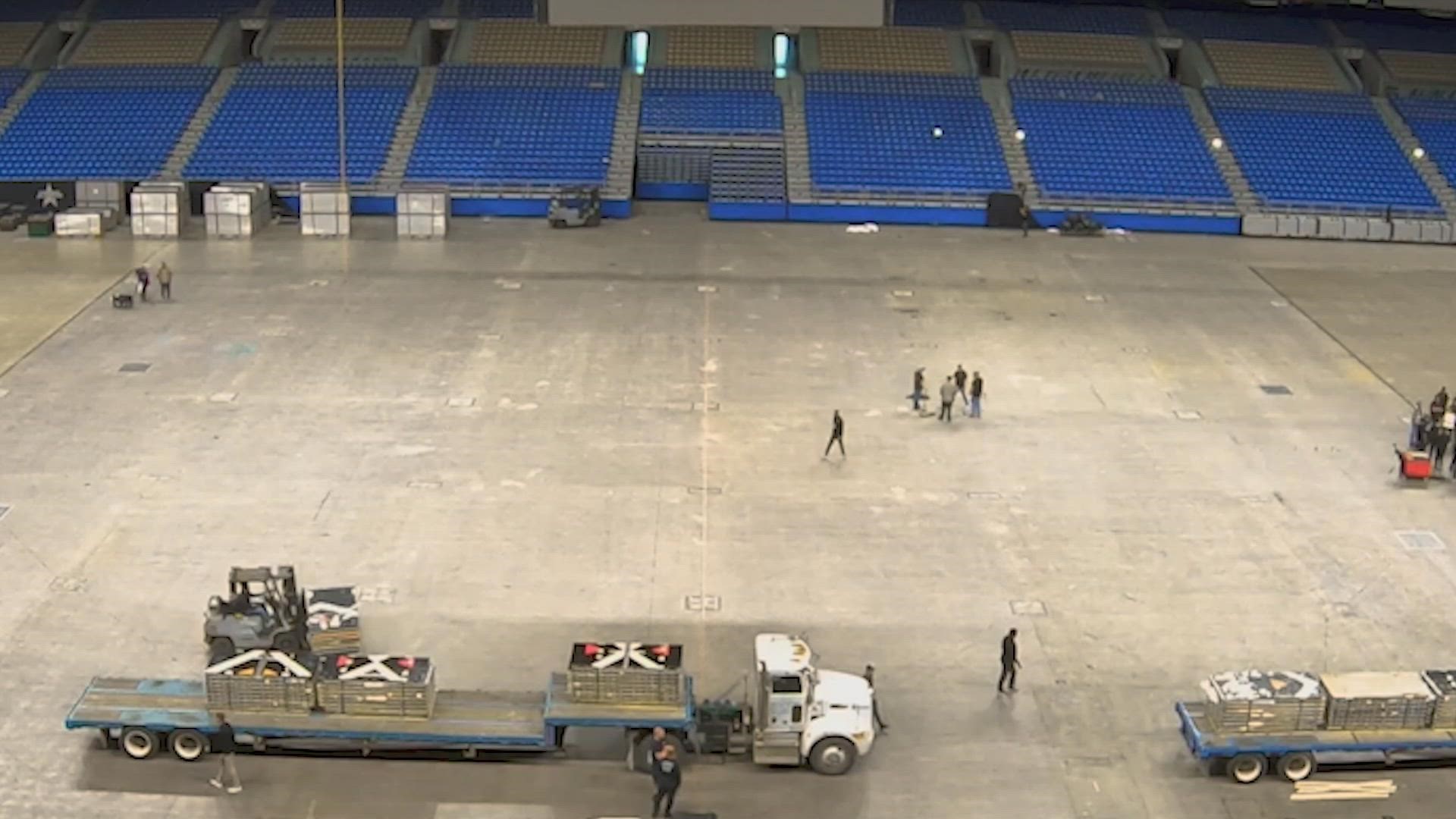 Timelapse video shows the basketball court being installed at the Alamodome.