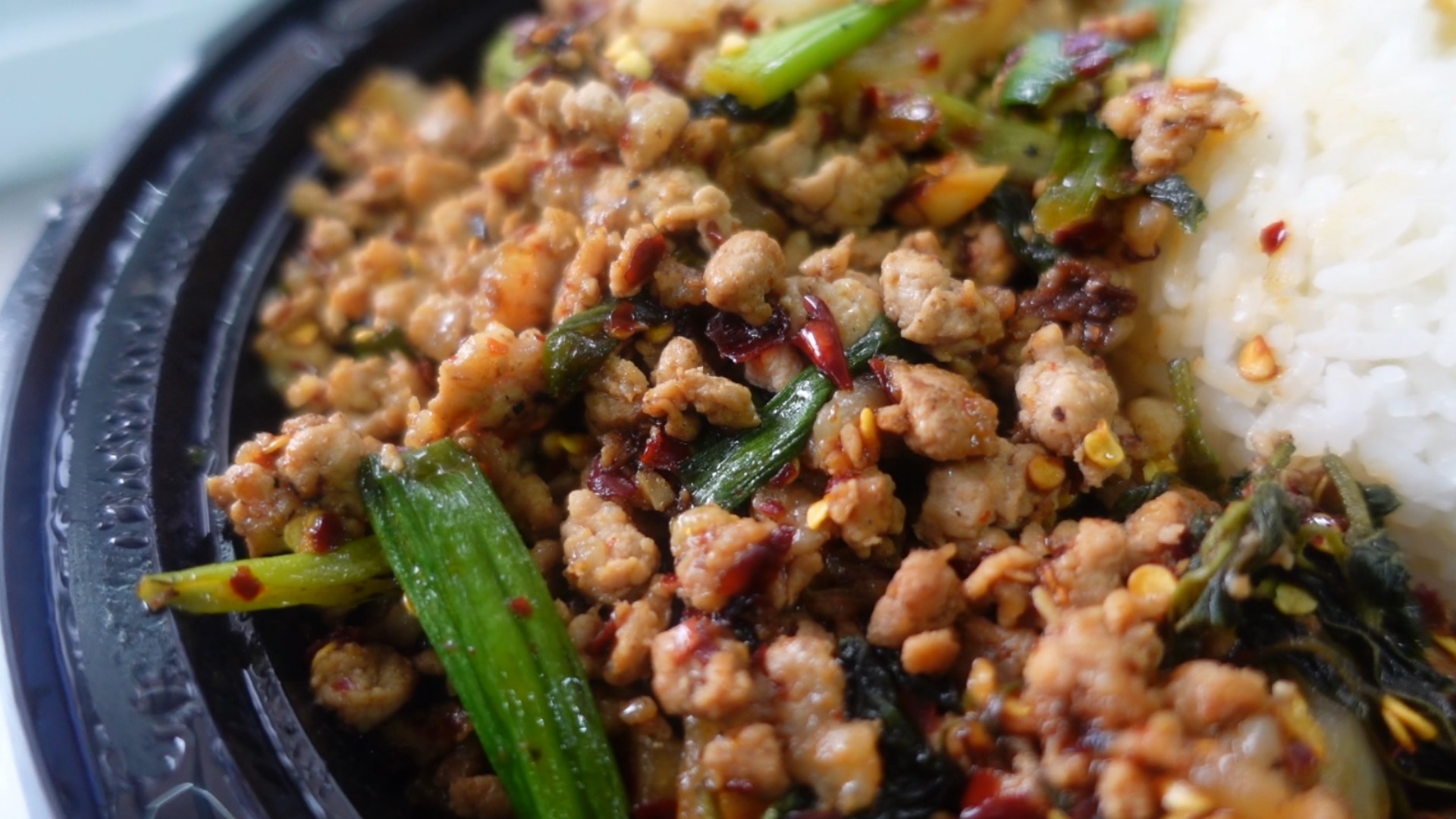 Golden Lotus Thai food is known for spicy peppers, dishes | kens5.com