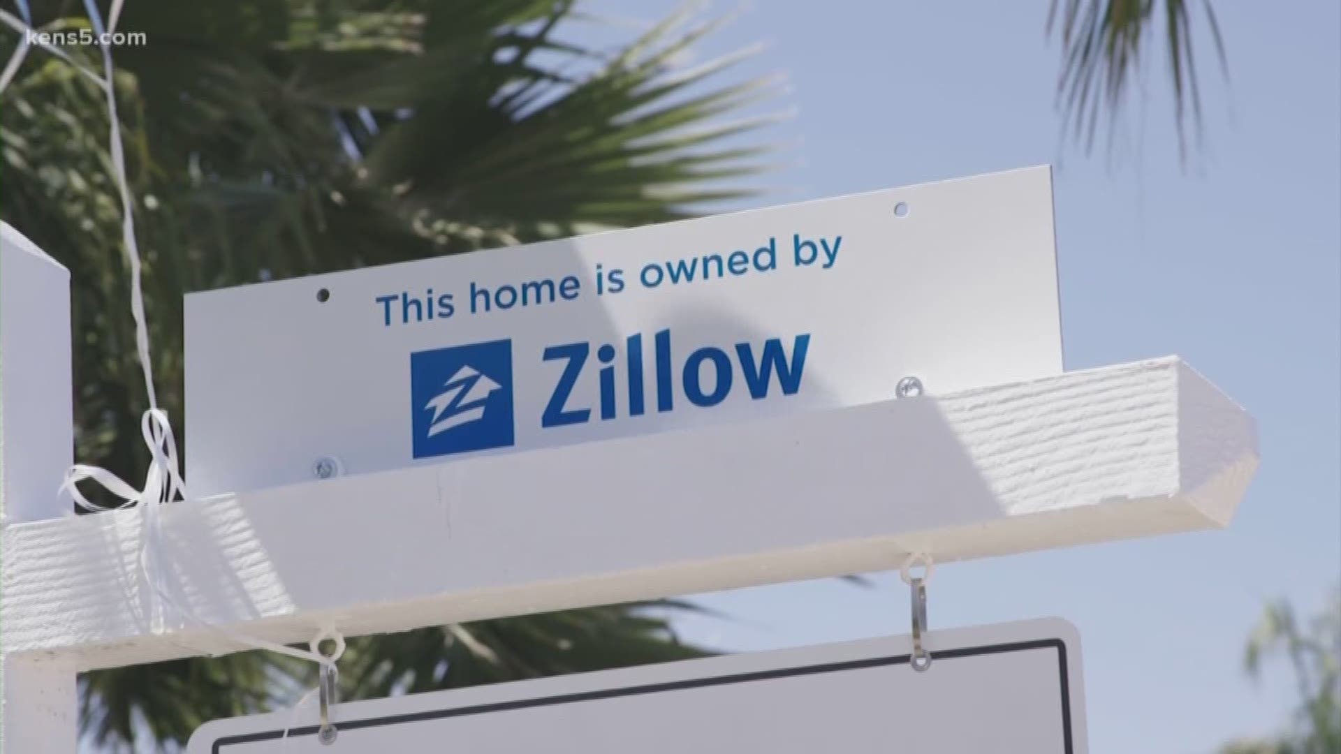 Zillow is among the several online options that allows homeowners to sell their home online and get a cash offer.