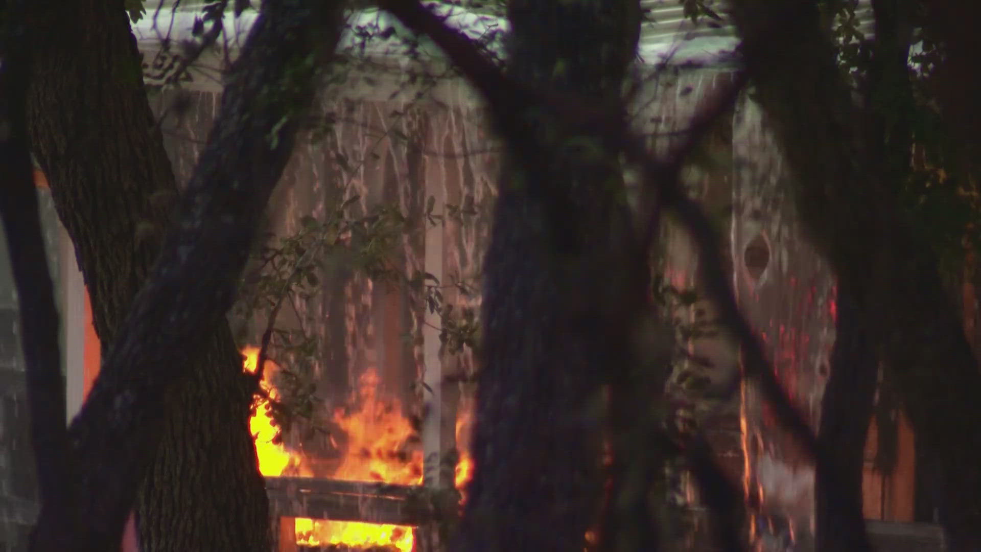 SAFD: Firefighter injured at northwest-side abandoned structure fire on ...