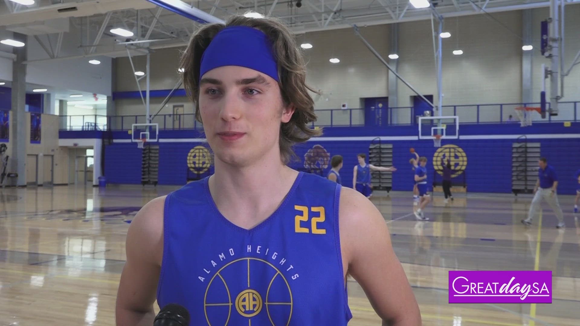 GDSA Producer Kristen Urban gets to know the Alamo Heights Boys Basketball Team.