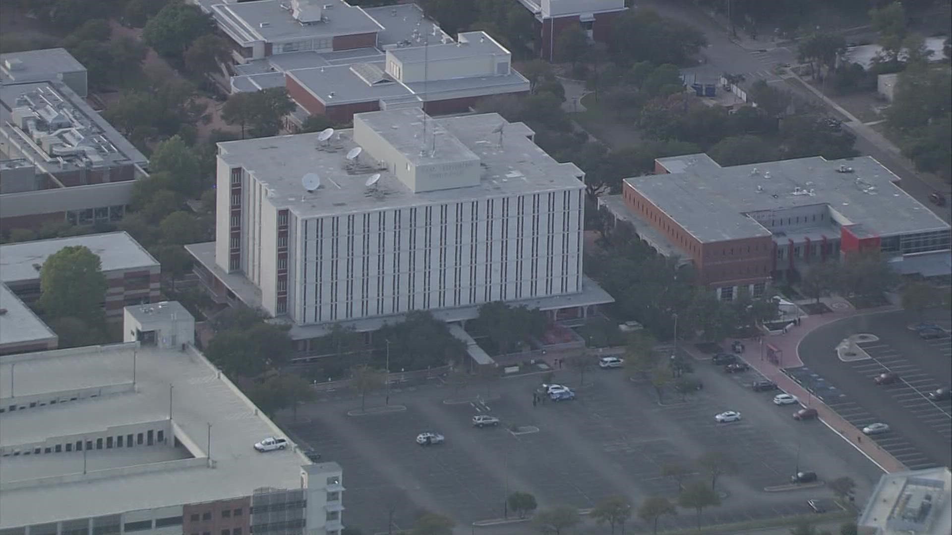 San Antonio College evacuated after tremors felt from 5.3 magnitude