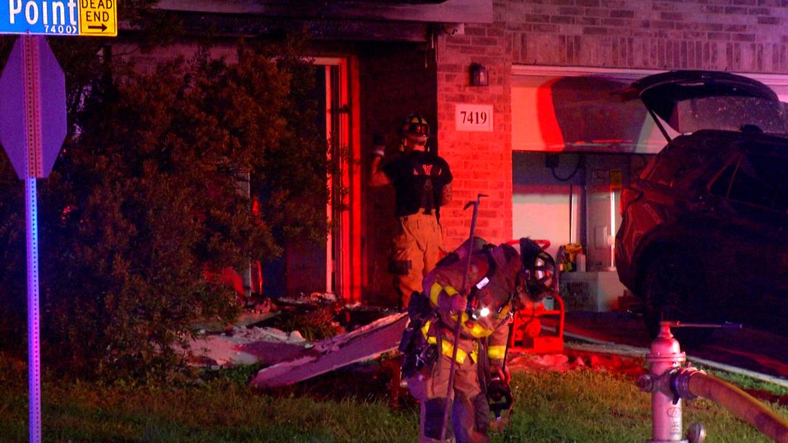 Fire breaks out at southwest-side Airbnb, everyone escapes safely