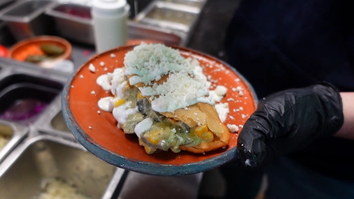 San Taco ahora tiene un menú nocturno con quesadillas de masa de maíz