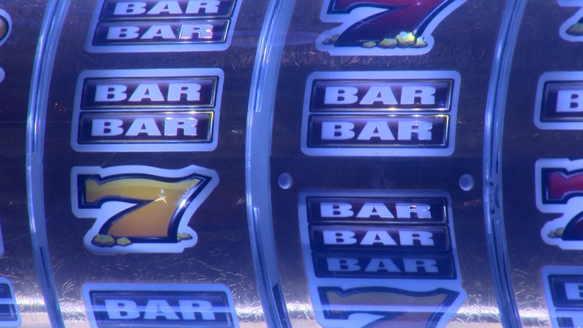Texas lawmakers renew push for casino gambling, add benefits to existing racetracks