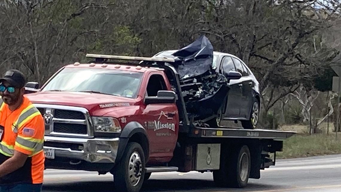 One Killed After Head-on Crash, Police Say | Kens5.com