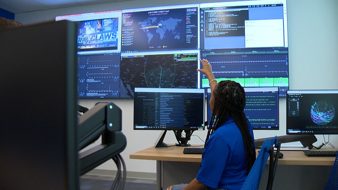 Alamo Colleges growing cybersecurity program hopes to fill growing industry job gap - Vimarsana News
