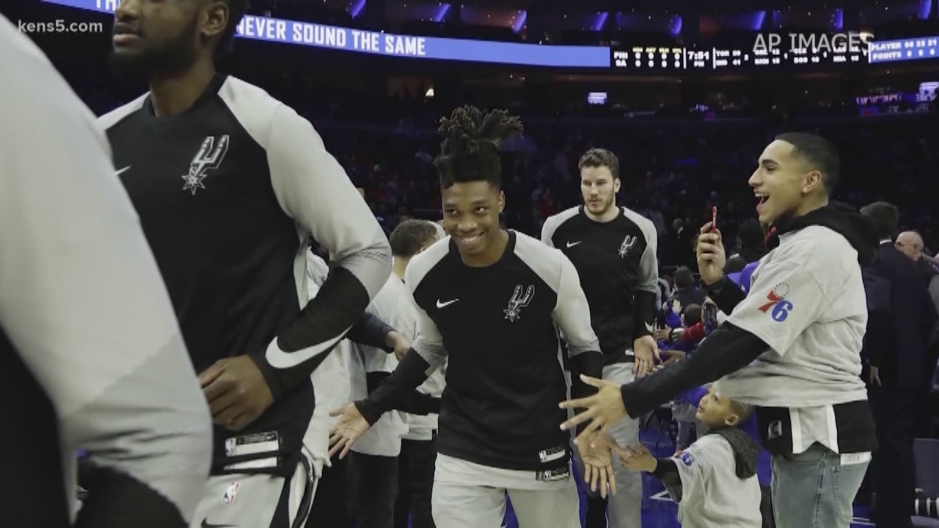 Spurs fans on social media are debating whether the Spurs should give Lonnie Walker IV more minutes and leave Marco Belinelli on the bench.