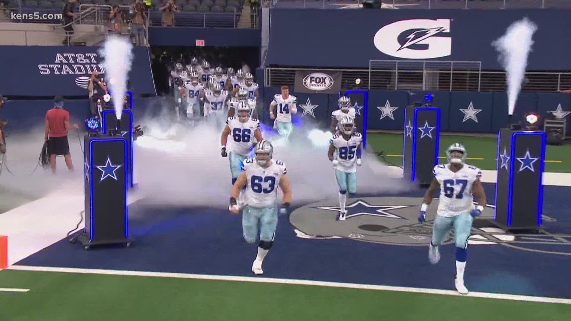 VIDEO: Cowboys up the AT&T Stadium tunnel after preseason closer