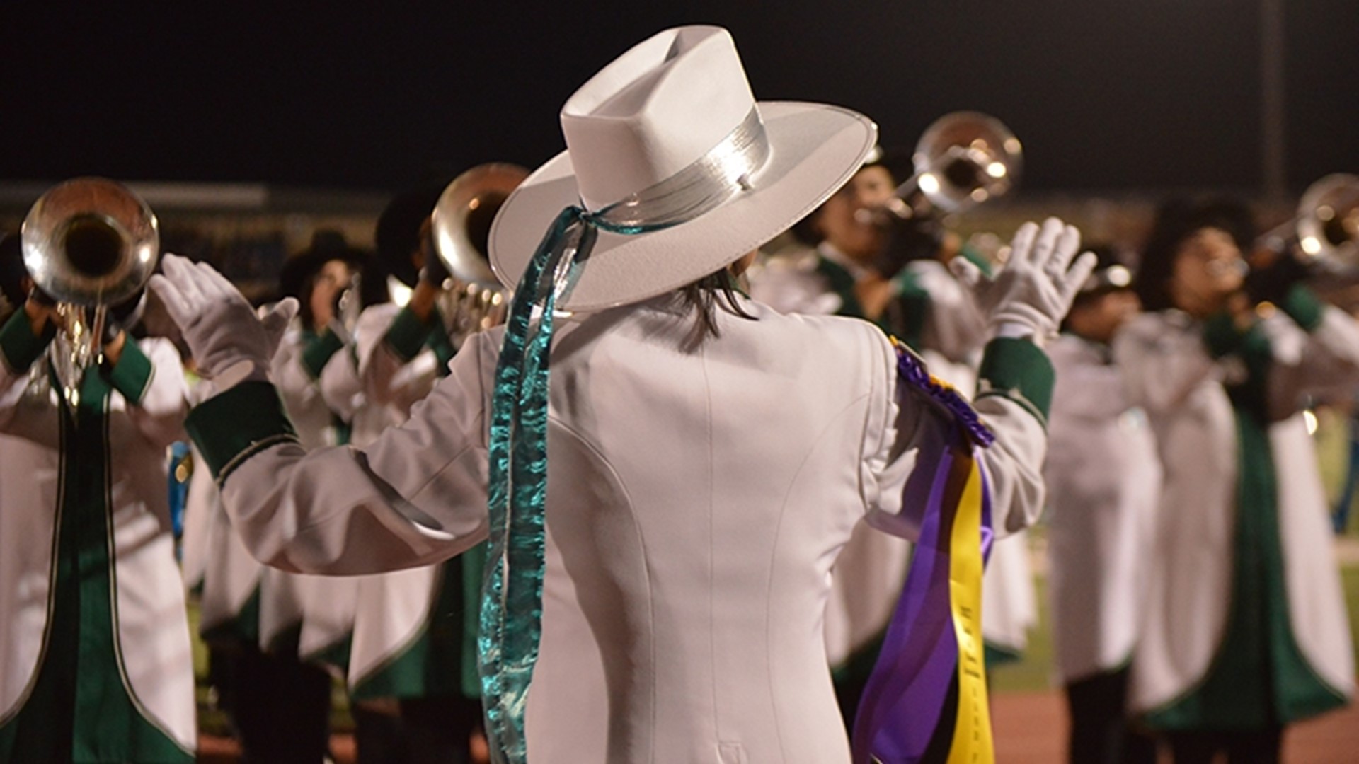 'Viva las Flores' Battle of Flowers Band Festival returns to Fiesta