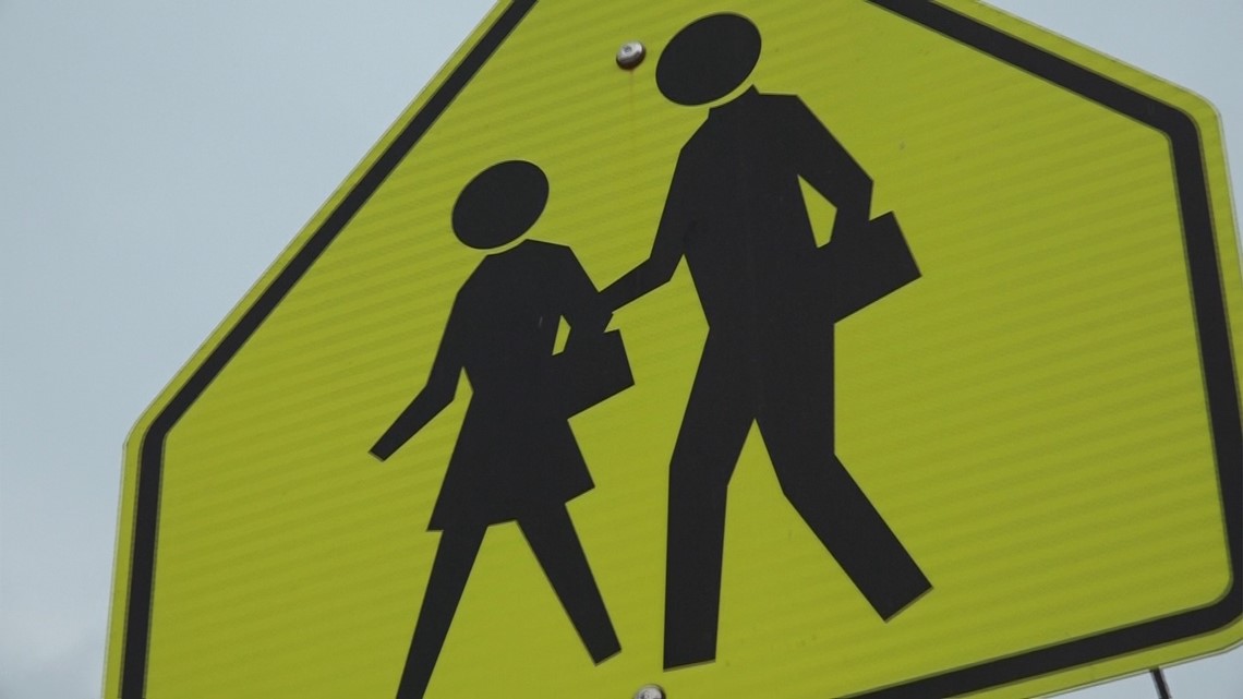 Can you get a ticket in a school zone while schools are closed? | kens5.com