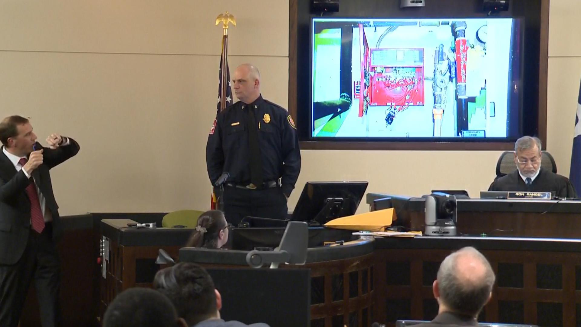 Ex-San Antonio officers face trial in Melissa Perez shooting | kens5.com
