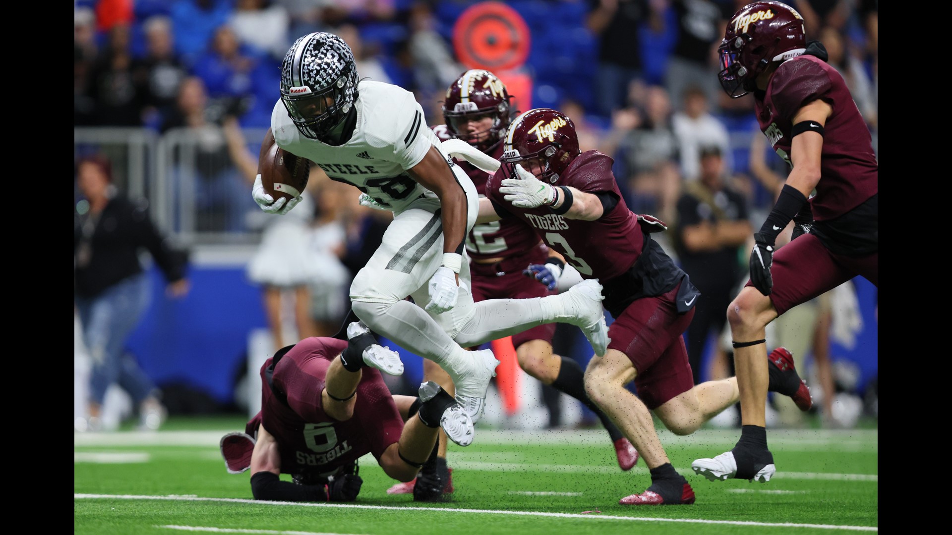 Texas football scores High school playoff highlights