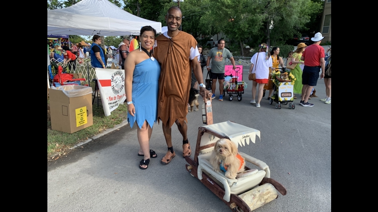 Join the 2025 Fiesta Pooch Parade in San Antonio | kens5.com