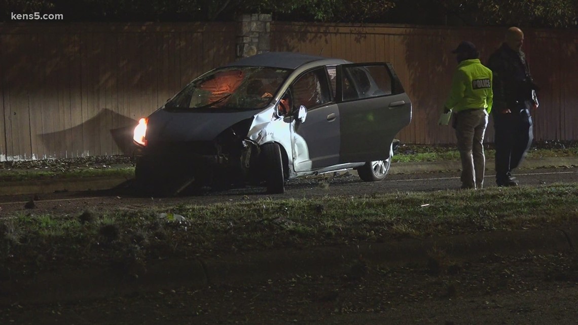 SAPD: Man In Critical Condition After Crashing Vehicle Into Tree ...