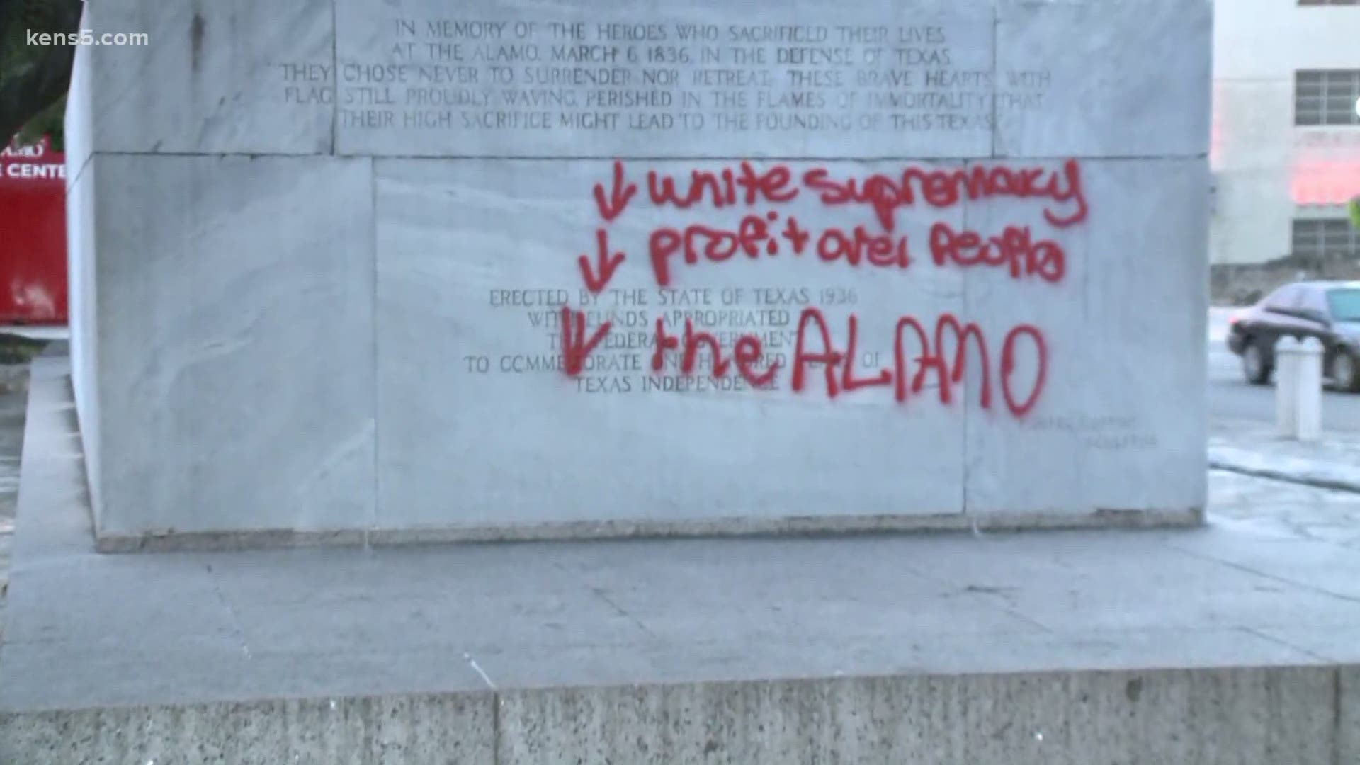 Eyewitness News reporter Erica Zucco reports on graffiti found at Alamo Plaza Friday morning
