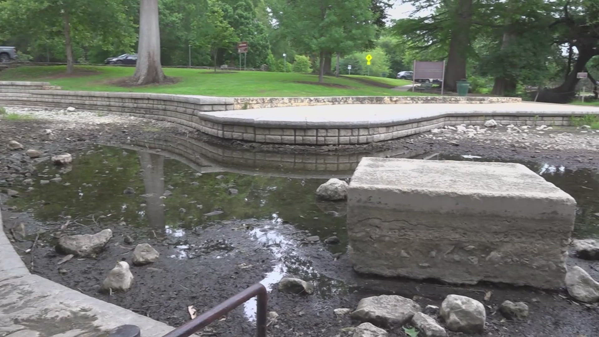 Despite the South Texas drought's effect on wading pools and nature, visitors at Landa Park in New Braunfels are making family memories this Memorial Day.