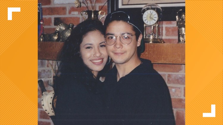 Chris Pérez shares a long-lost picture of Selena and a pepper sauce update