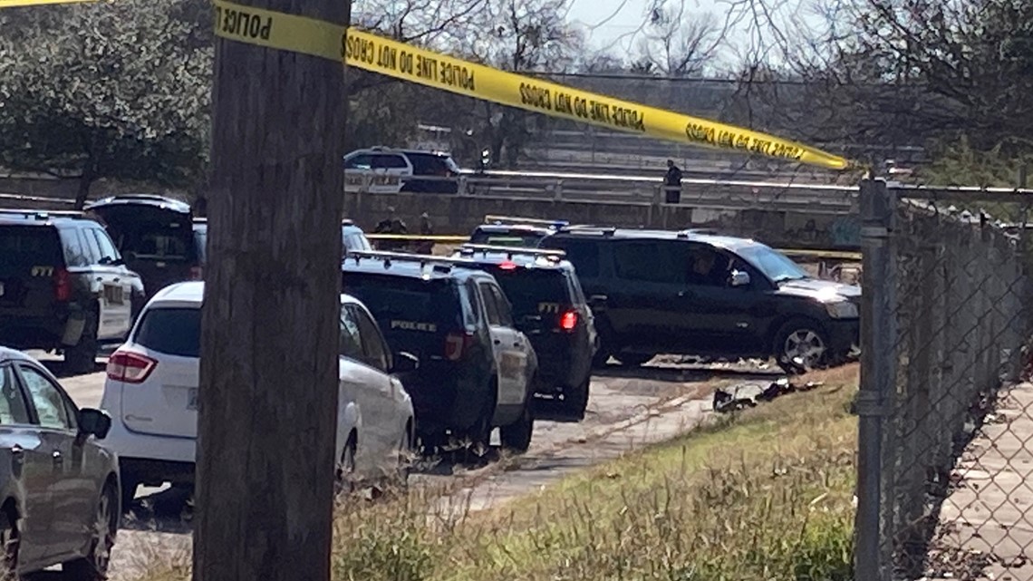 Man's Body Found In West-side Creek | Kens5.com