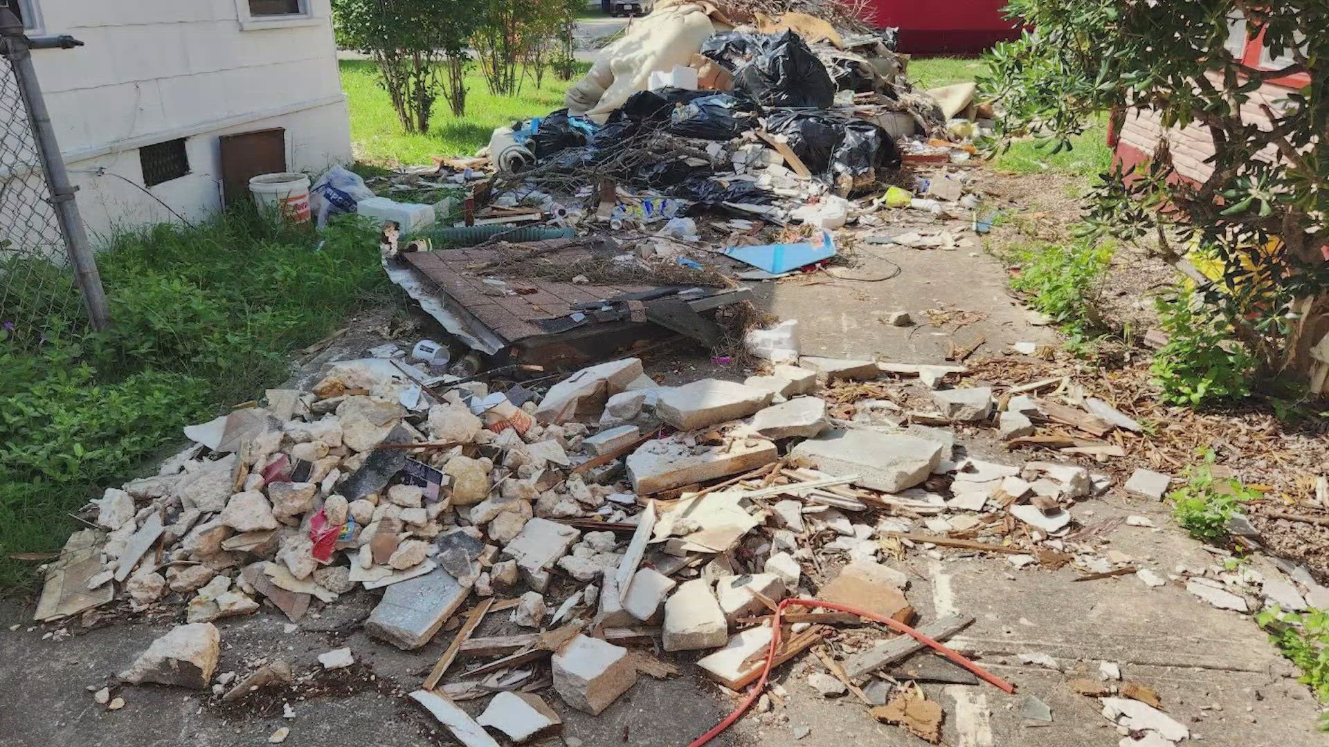 Massive junkpile in southeast side neighborhood has been cleaned up