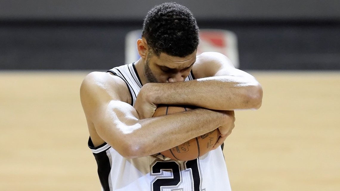 San Antonio Spurs retire Tim Duncan's No. 21 jersey - ESPN