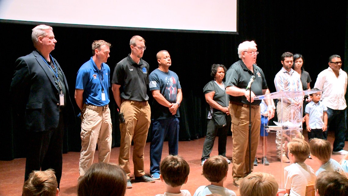 San Antonio Academy employees save man's life at the beach - Vimarsana News
