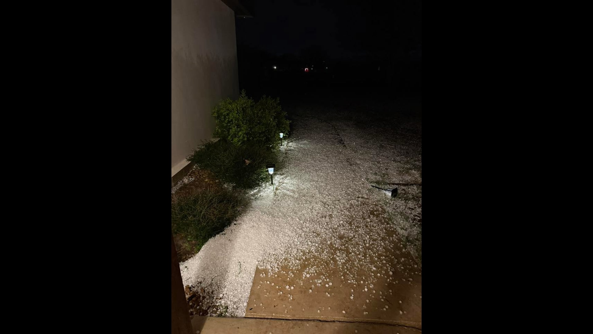 Storms in South Texas: Hail pummels Kerrville, rain arrives in San ...